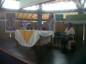 En Santa Elena, el sábado 24 de agosto, asambleístas afros dialogaron con los representantes de organizaciones de la provincia