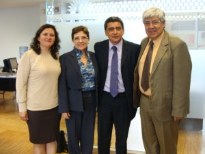 Asambleísta Blanca Arguello, presidenta Yolanda Zapata, presidente Carlos Jerez, y asambleísta Carlos Velasco, presidente de la Comisión de Salud.