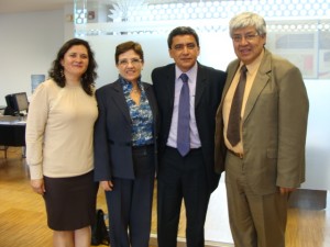 Asambleísta Blanca Arguello, presidenta Yolanda Zapata, presidente Carlos Jerez, y asambleísta Carlos Velasco, presidente de la Comisión de Salud. 