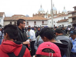 Inicio de la Rendición de Cuentas en la Plaza de San Francisco (Cuenca)