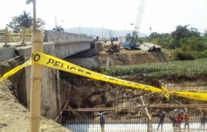 se-ultiman-trabajos-de-puente-mejia-en-portoviejo-crucita