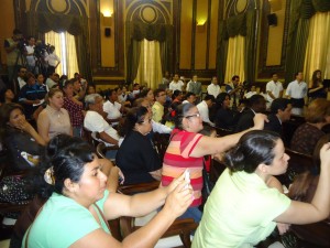 publico-salon-ciudad